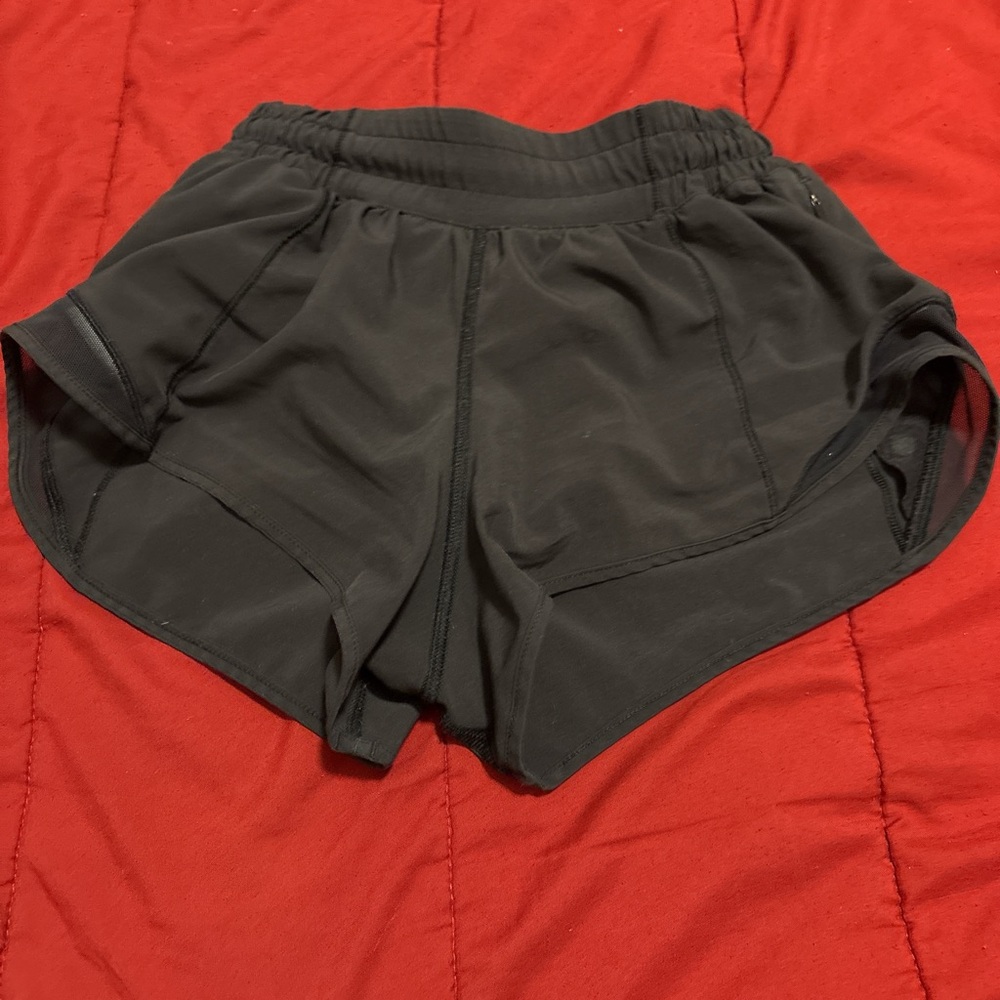 Lululemon Athletica Black Athletic Shorts Lightweight Moisture-Wicking